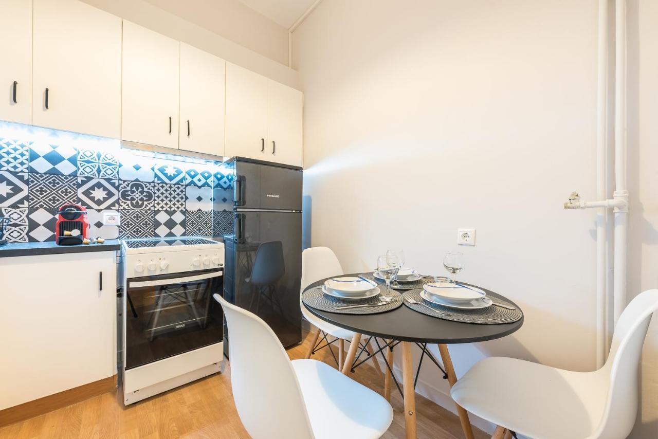 Gorgeous & Modern At Ampelokipi Metro Station By Greece Apartments Atenas Exterior foto